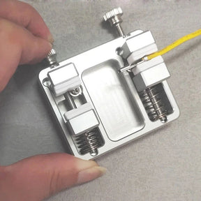 CircuitHold – Heavy Duty Soldering Clamp