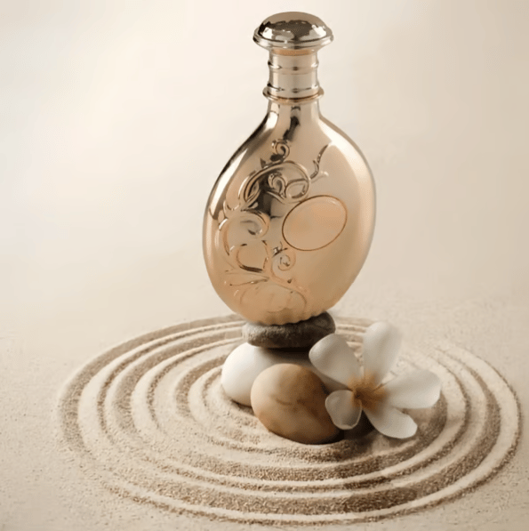 AurumBloom – Luxurious Fruity Floral Woody Perfume