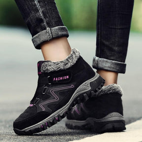 WARM AND COMFORTABLE NON-SLIP BOOTS | Lupi