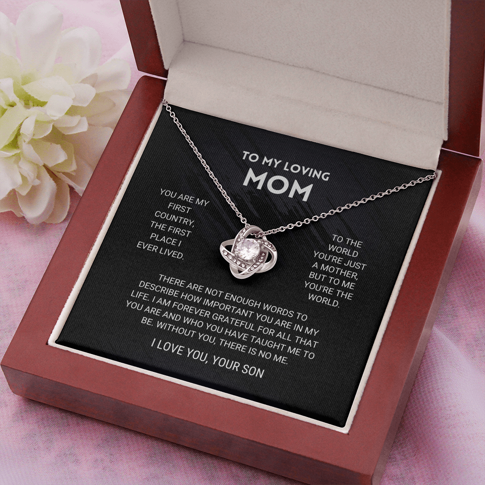 ForeverMom – Heartfelt Love Knot Necklace Gift