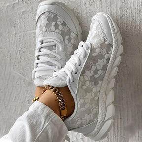 LumoRun – Lightweight Breathable Lace Sneakers