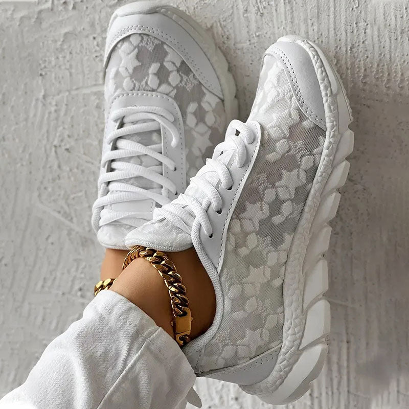 LumoRun – Lightweight Breathable Lace Sneakers