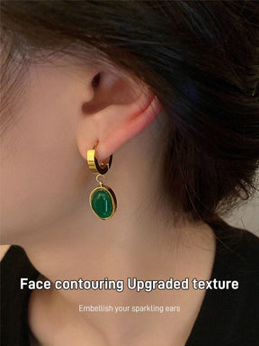 EmeraLuxe – Elegant Green Gemstone Jewelry Collection