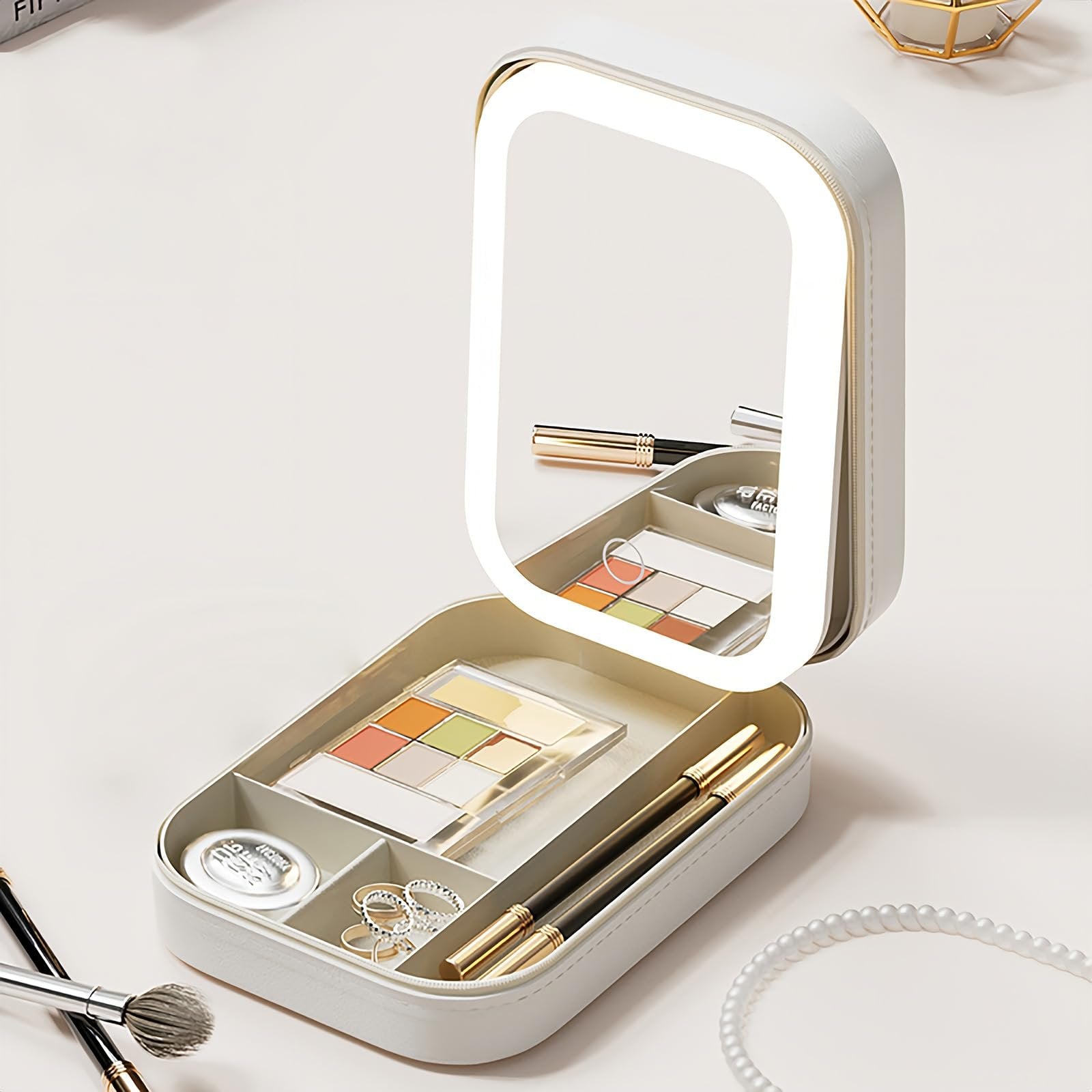 LuxeReflect – Portable Travel Makeup Mirror