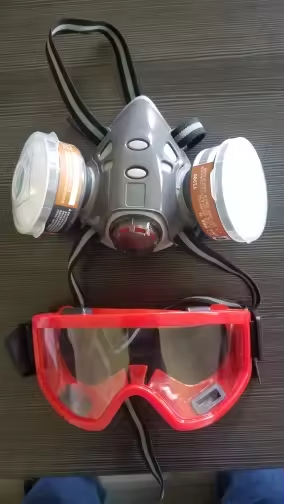 AirGuard – Activated Carbon Dual Filter Gas Mask