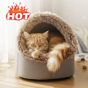 CozyPaws – Warm Retreat Pet Bed