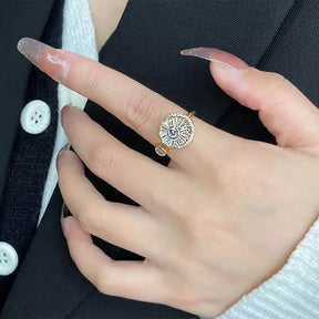 LumiRing – Delicate Round Zircon Luxury Ring