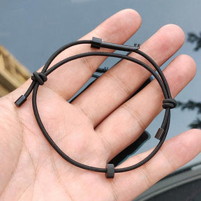 RescueBand – Emergency Glass Breaker Strap