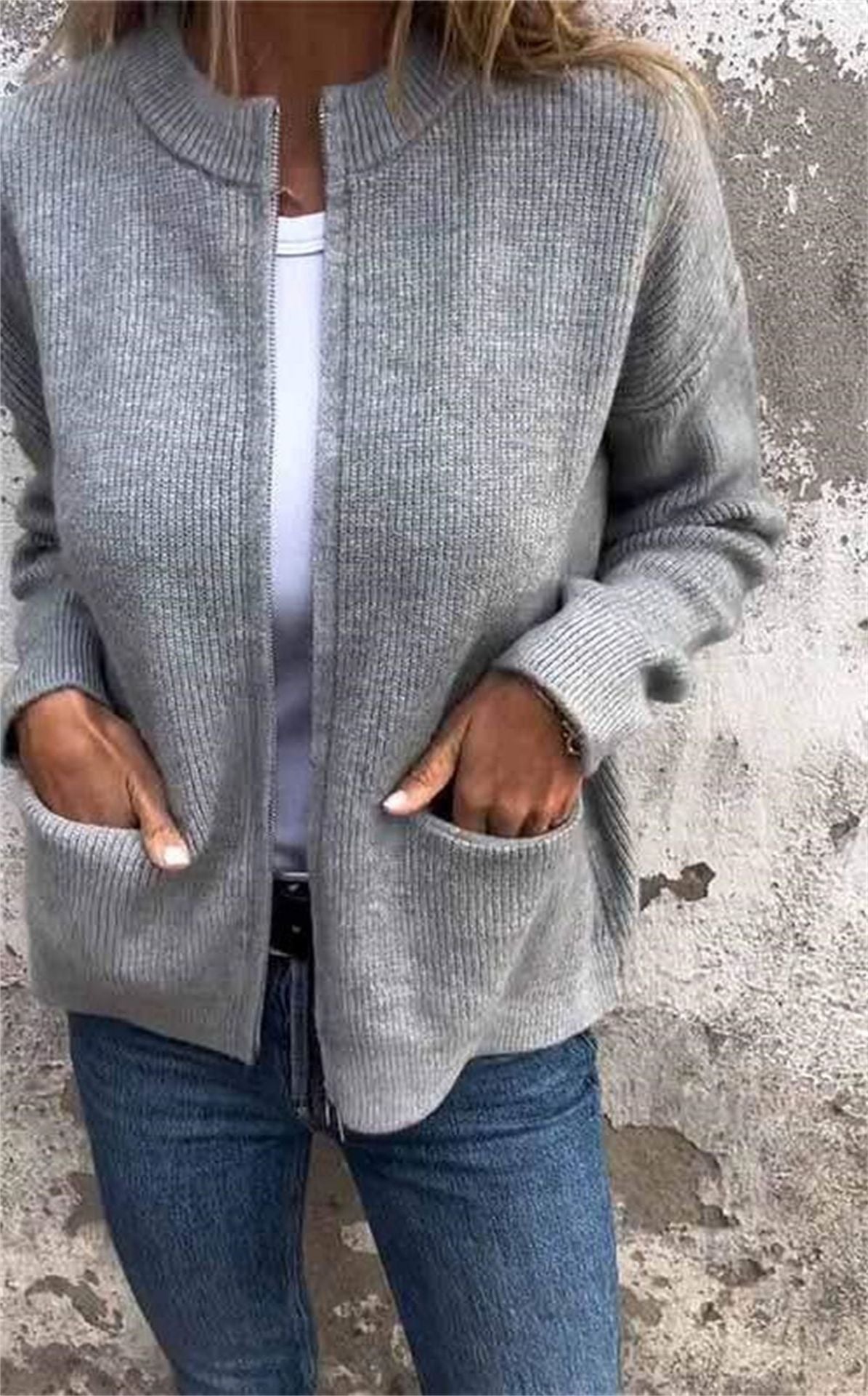 AutumnAura Zip – Soft Knit Jacket