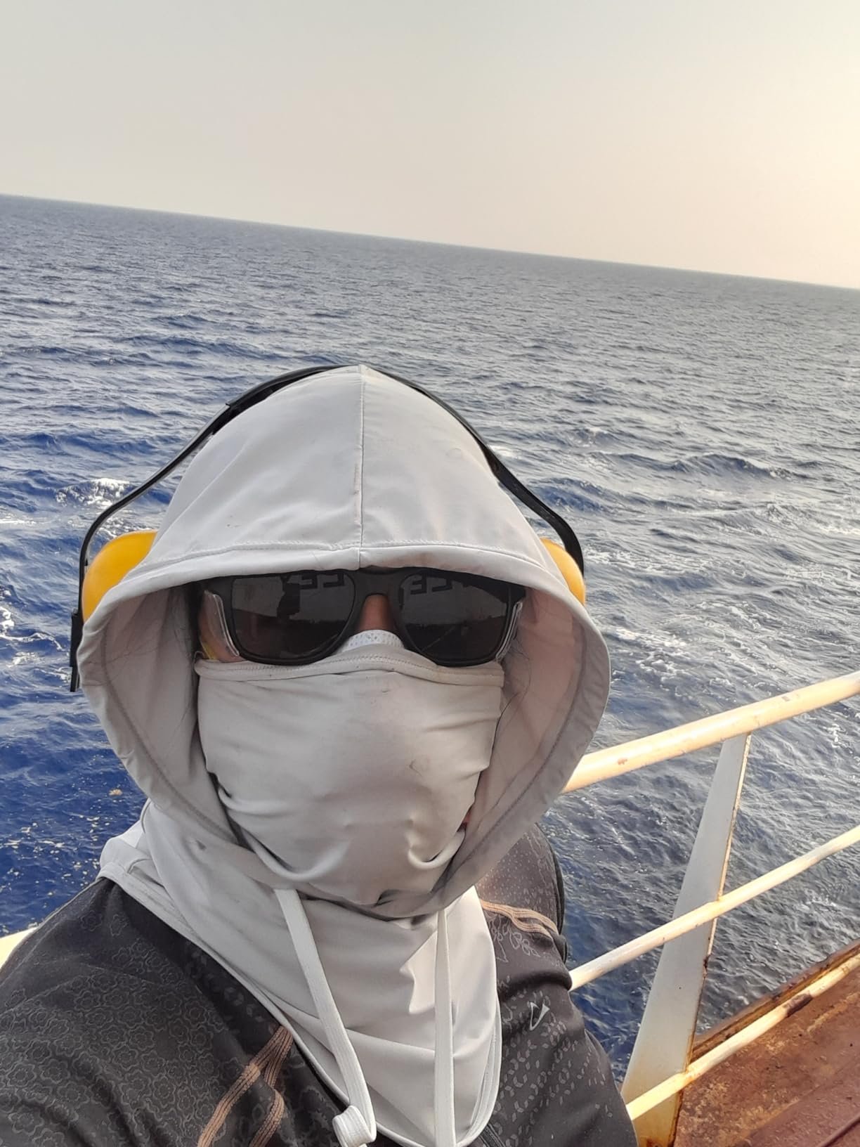 FrostGuard – Unisex Cooling UV Protection Balaclava Hood