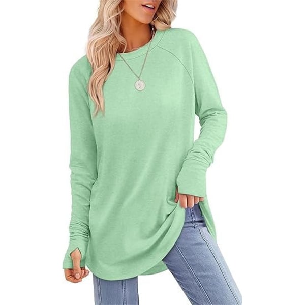 VeloraFit – Thumb Hole Curved Hem Tunic Shirt