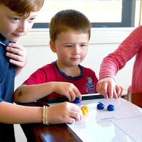 FrostPlay – Tabletop Curling Arena
