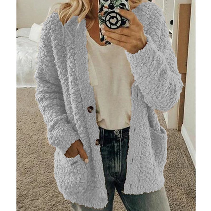VeloraCozy – Plus Size Velvet Short Cardigan Jacket