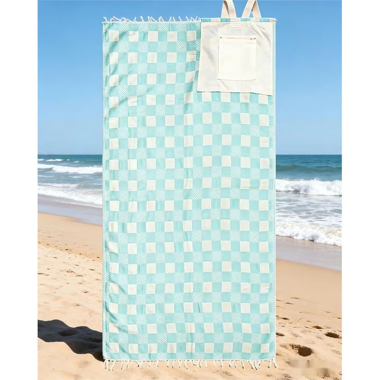 CoastCarry – Sand-Resistant Towel Backpack for Beach Days