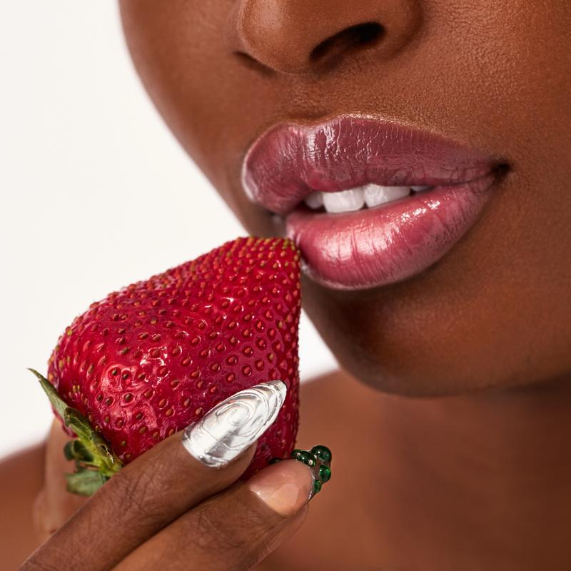 KissBliss - Hydrating Lip Plumper Gloss