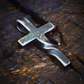 DivineTwist – Hand Forged Cross
