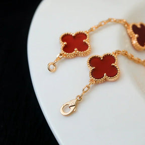 AuraLeaf – Lucky Carnelian Clover Bracelet