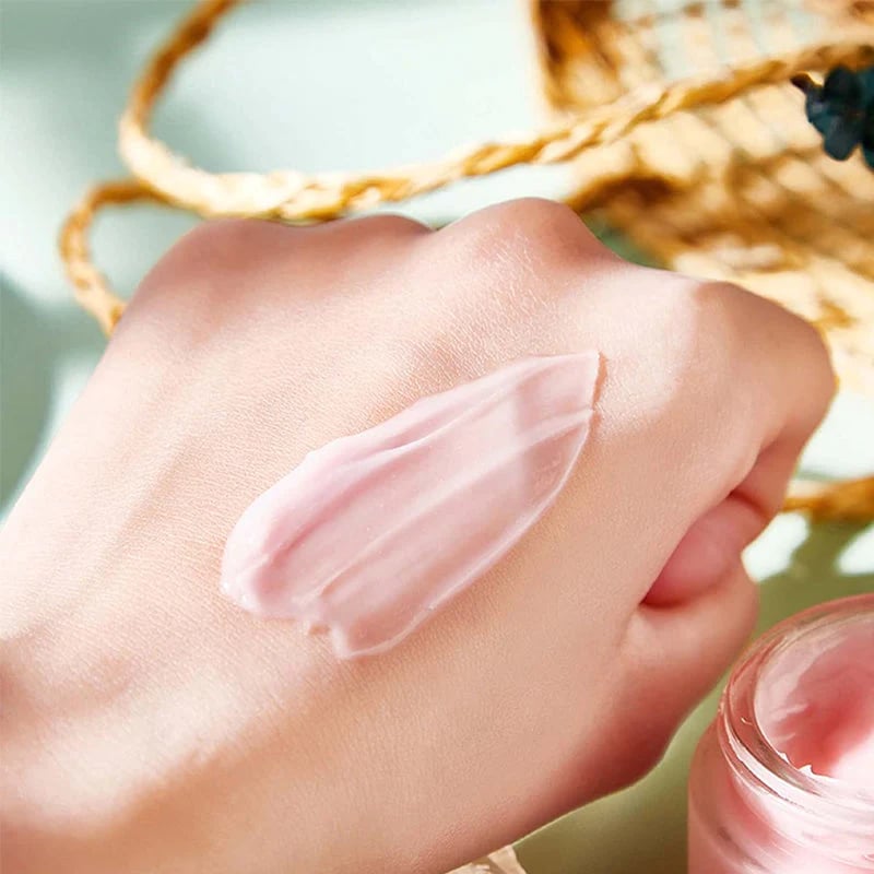 PoreBlur – Pore-Minimizing Makeup Primer