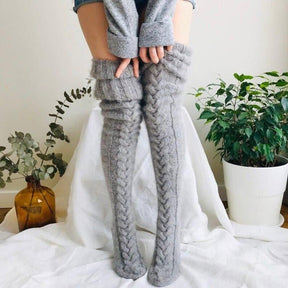 WinterHug – Premium Long Knit Socks