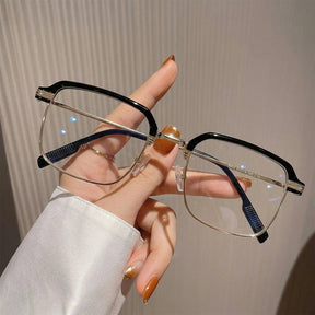 FocusPro – HD Auto-Adjust Reading Glasses