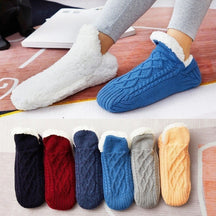 CloudWarm – Anti-Slip Indoor Slipper Socks