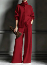 CozyLoom – Two-Piece Knitted Set