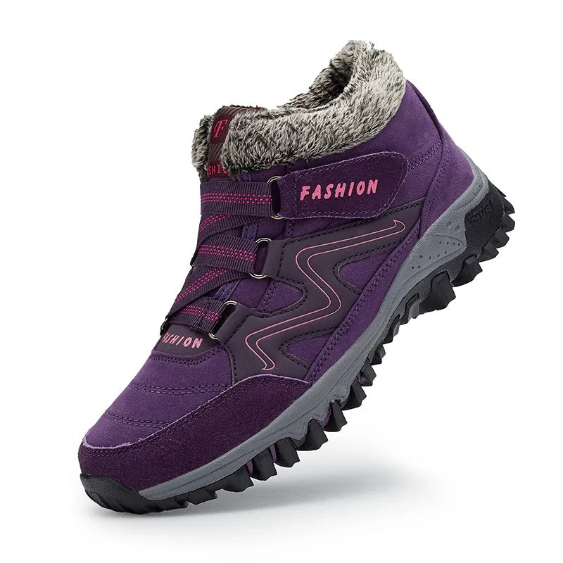 WARM AND COMFORTABLE NON-SLIP BOOTS | Lupi
