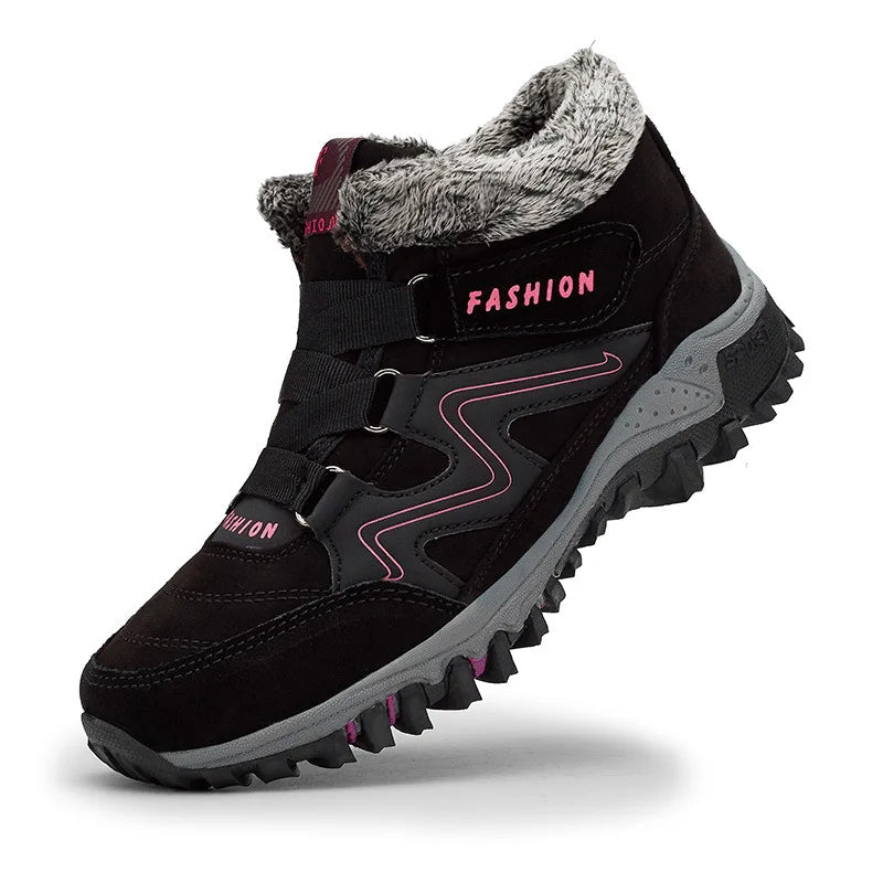 WARM AND COMFORTABLE NON-SLIP BOOTS | Lupi