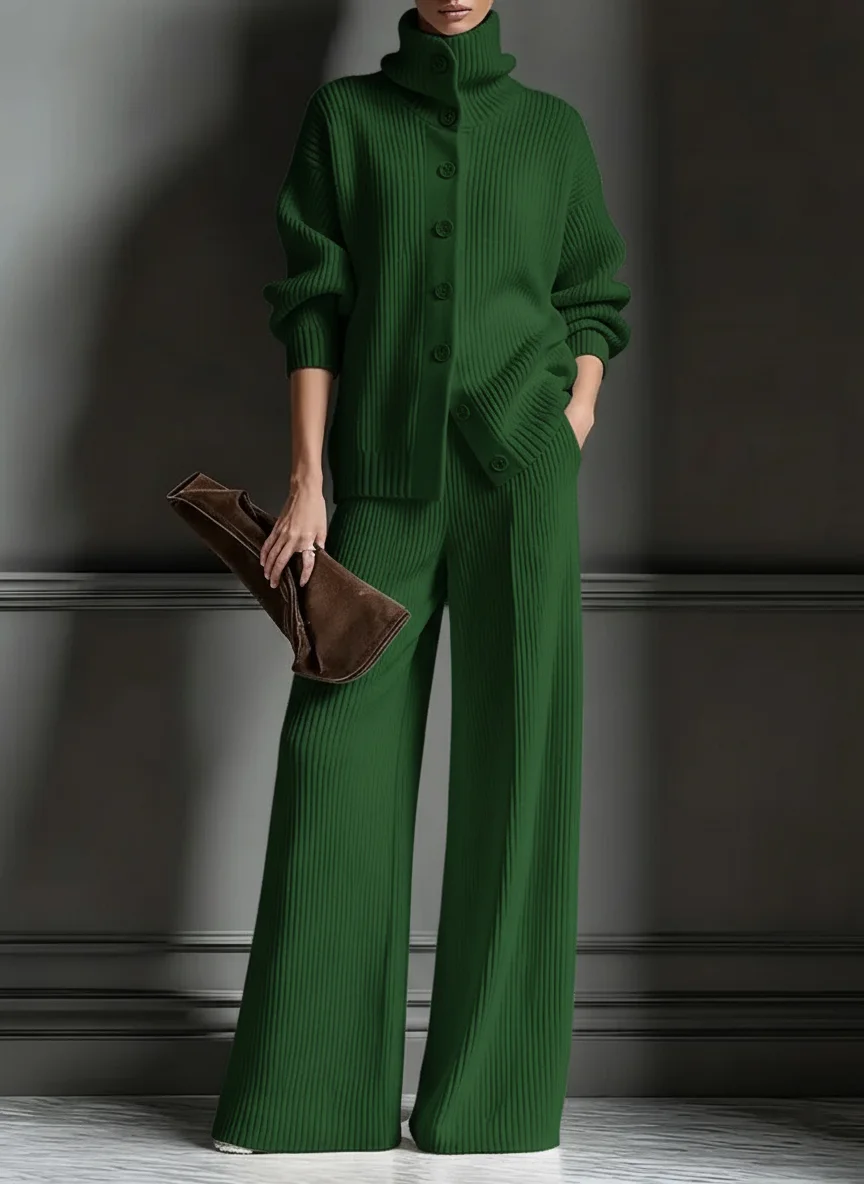CozyLoom – Two-Piece Knitted Set