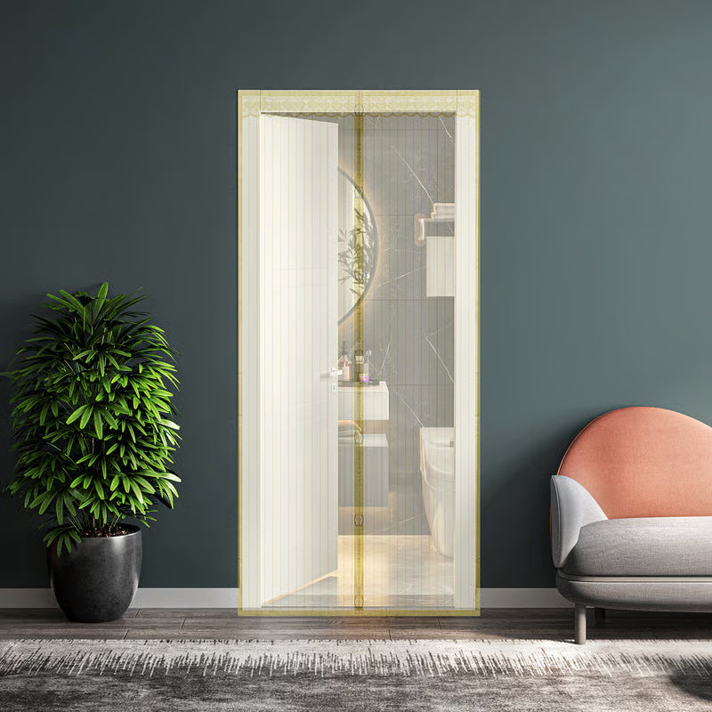 BreezeLock – Magnetic Mesh Fly Protection Door