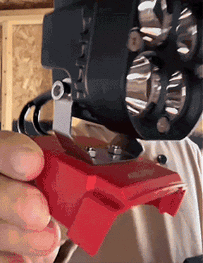 BrightGuard – Heavy-Duty LED Work Light Protecting Your Battery