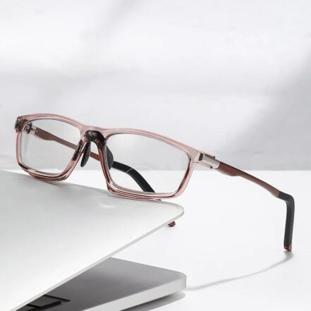 VisionSync – Adaptive Reading Glasses