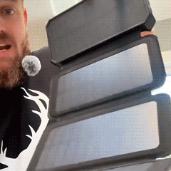 PhotonCharge - Foldable Solar Pack