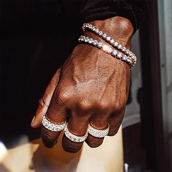 CrystalFlex – Luxury Sparkling Bracelet