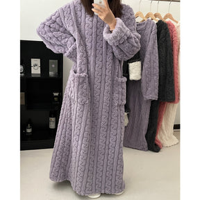 CozyLoom – Winter Coral Velvet Home Clothes