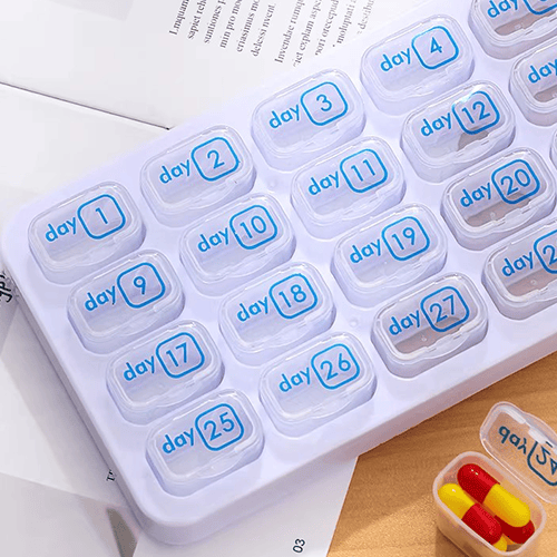 VitaMind – Monthly Wellness Pill Case