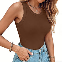 LunaFit – Seamless Comfort Ribbed Tank Top