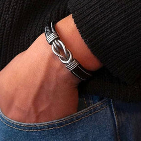 EternaSon – Engraved Bond Bracelet