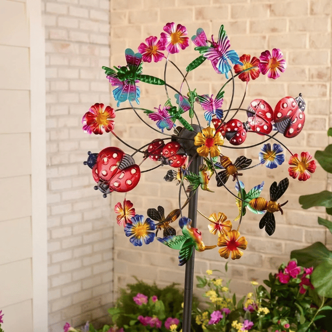 ☀️🌀Outdoors Wind Spinners with Decorative Flowers🌸(Includes bracket)