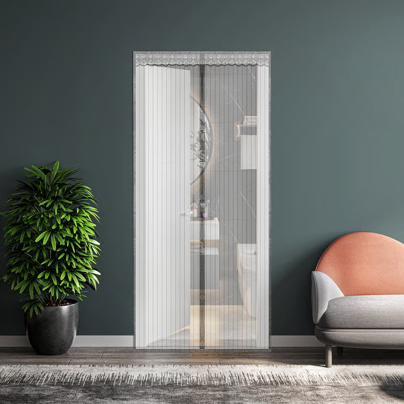 BreezeLock – Magnetic Mesh Fly Protection Door