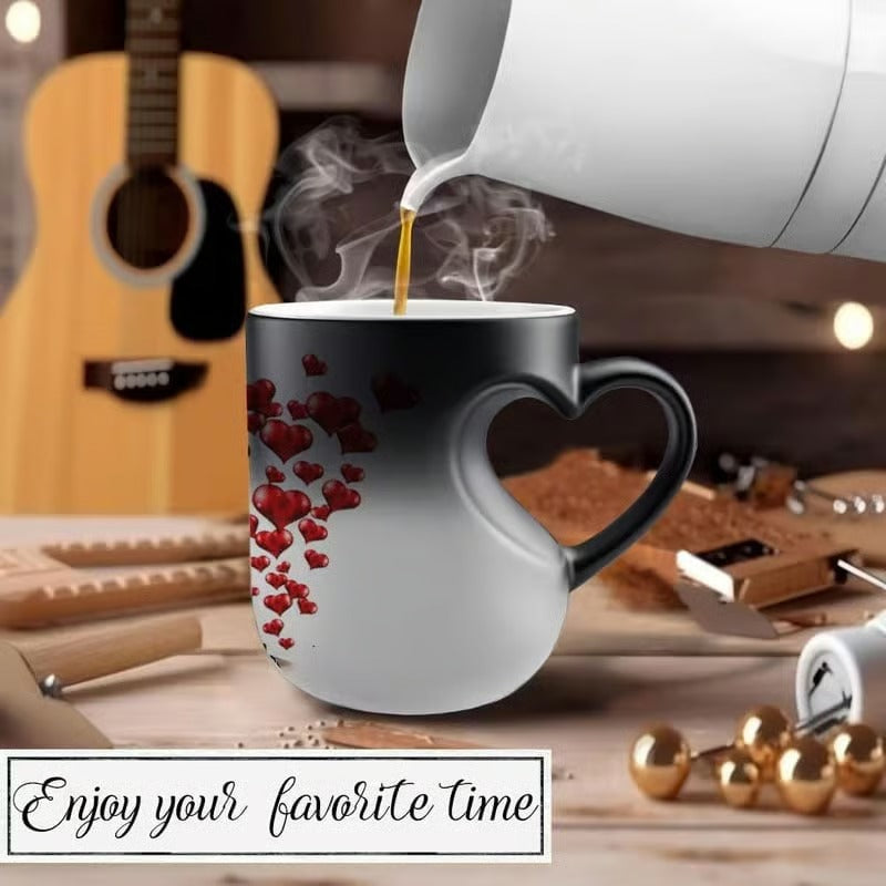 HeartGlow – Magic Color Reveal Mug
