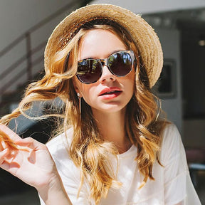Eclipse Chic – Trendy Cat Eye Eyewear