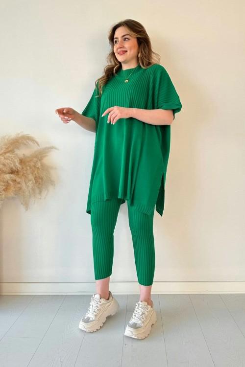ChillChic – Effortless Casual Knit Ensemble