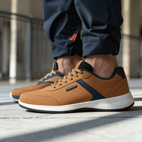 Ribbon — Stripe-Detailed Sneaker for Daily Wear