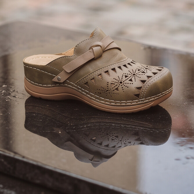 Rosalie — Laser-Cut Clog with Bow Detail