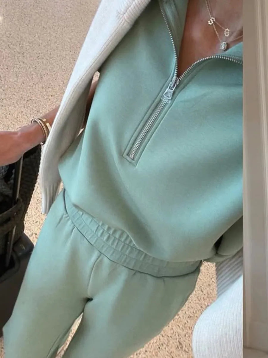 CozyMove – Comfort Travel Two-Piece Set