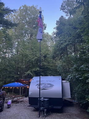 SolarGlory – Telescopic Flagpole with LED Light