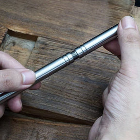 VentureCut – Compact Outdoor Blade