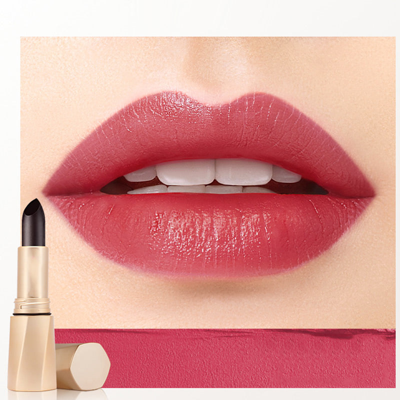 VelvetTint – Rich Moisture Lipstick