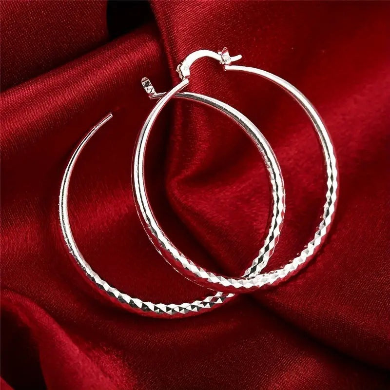 LumiLuxe – Brilliant Diamond Cut Hoop Earrings